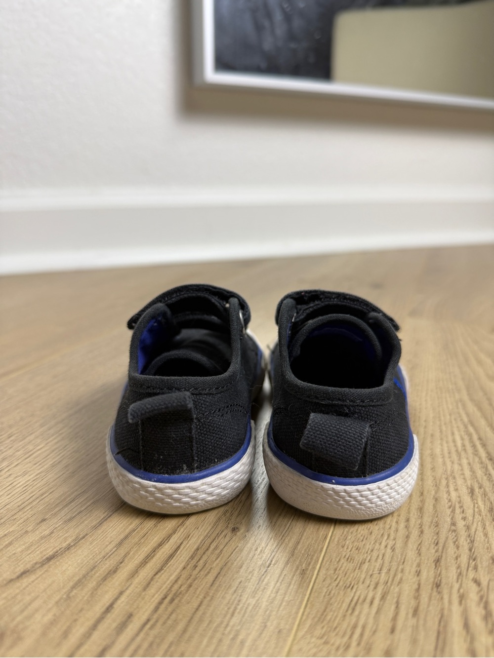 Polo by Ralph Lauren Black Canvas Kids Sneakers with Blue Logo - Picture 6 of 8